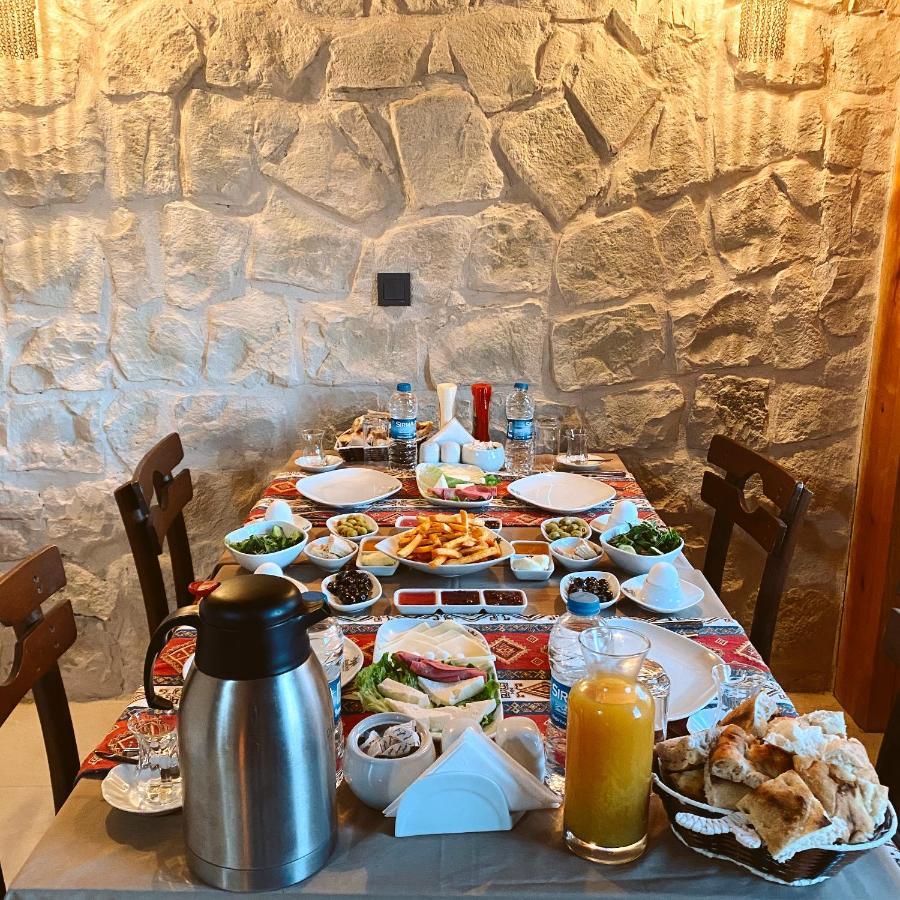 Anatelein Cave Hotel Üchisar Exteriér fotografie