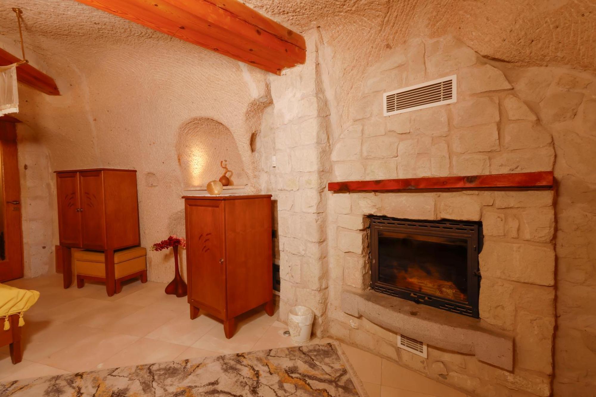 Anatelein Cave Hotel Üchisar Exteriér fotografie