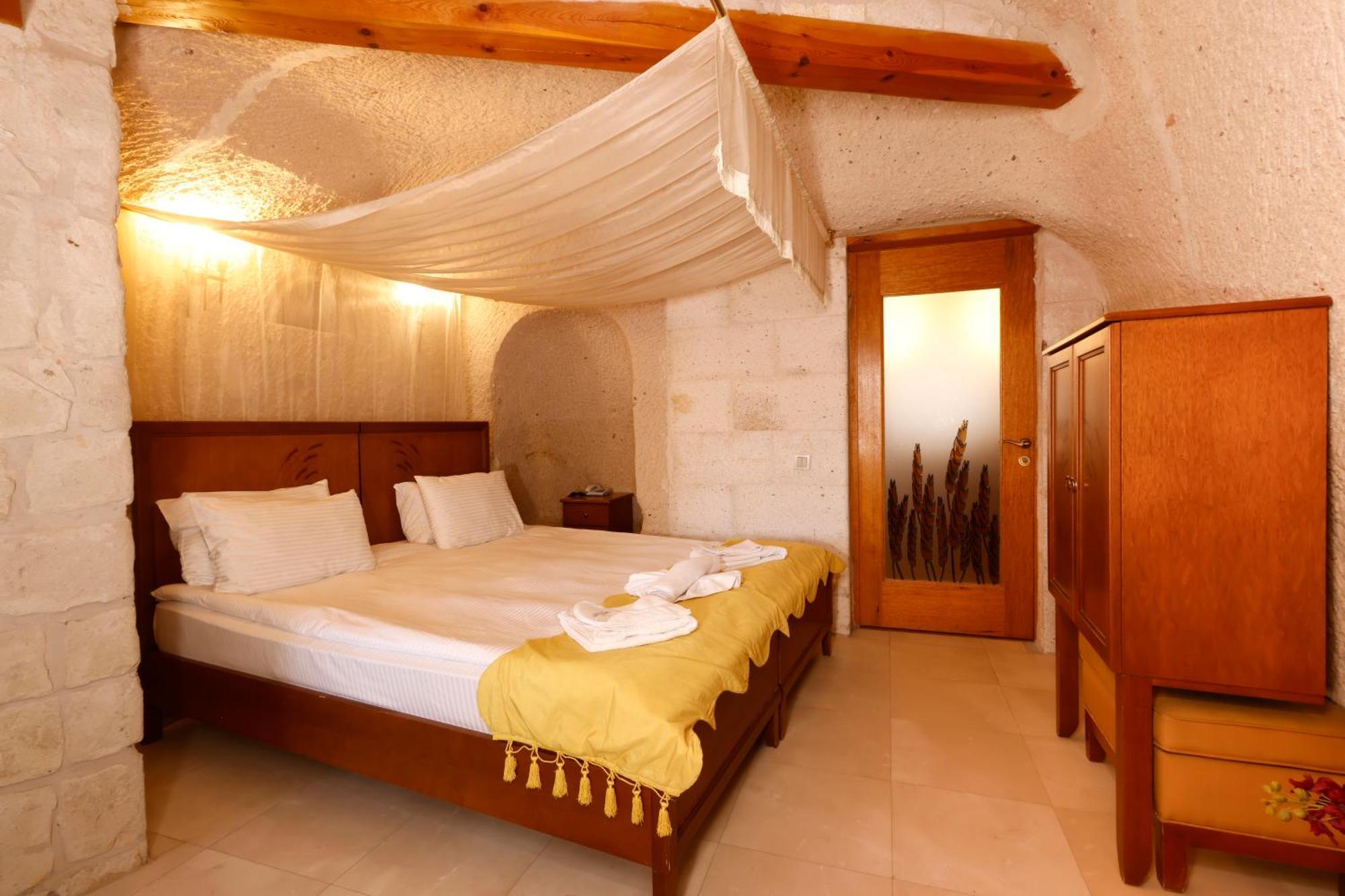 Anatelein Cave Hotel Üchisar Exteriér fotografie