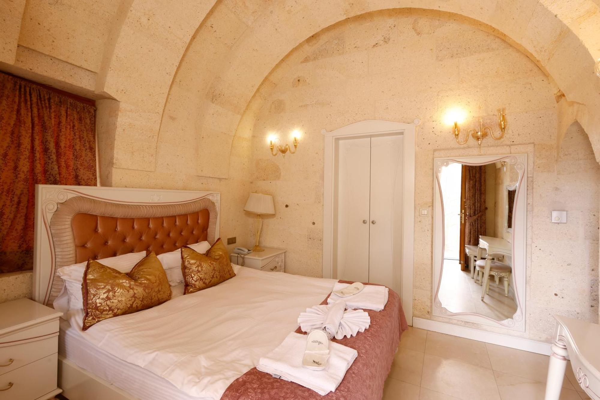Anatelein Cave Hotel Üchisar Exteriér fotografie