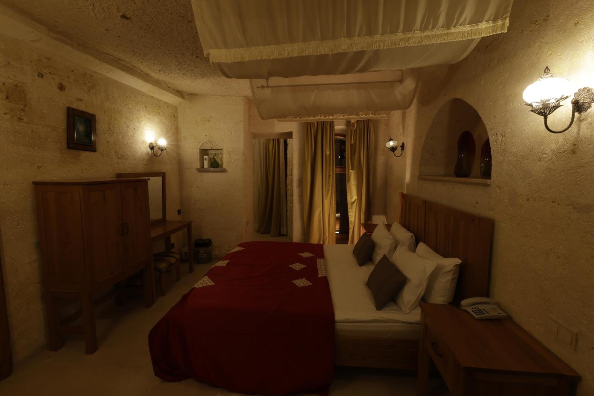 Anatelein Cave Hotel Üchisar Exteriér fotografie