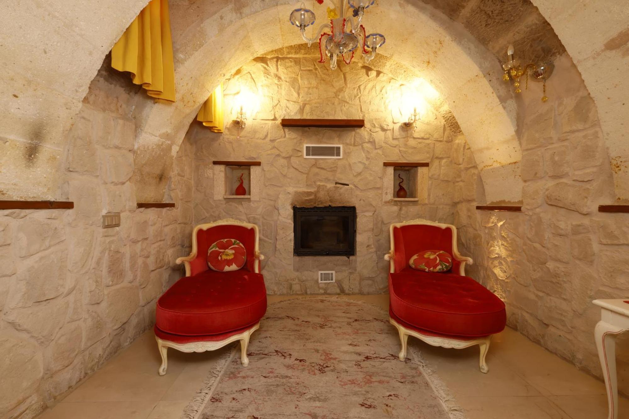 Anatelein Cave Hotel Üchisar Exteriér fotografie